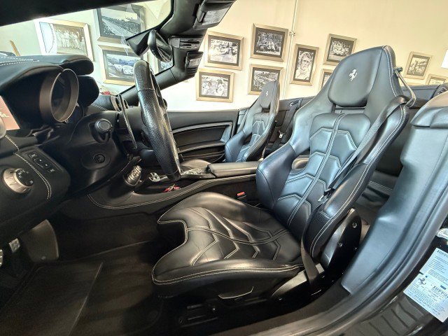 Used 2014 Ferrari California image 21