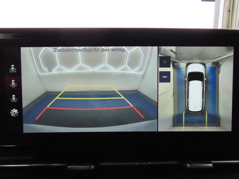 Used 2022 Kia Carnival SX image 27