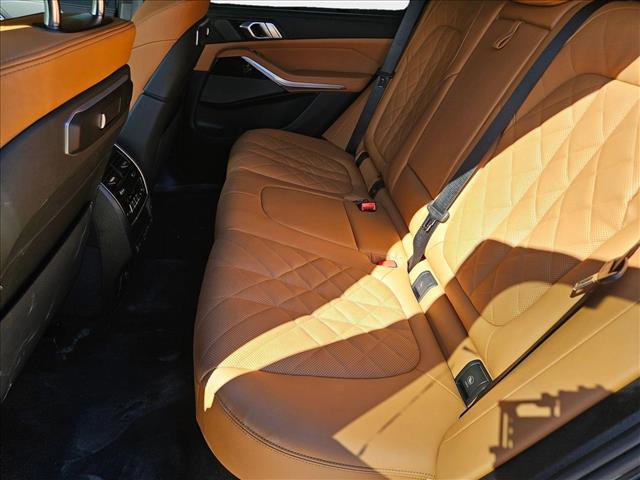 Used 2026 BMW X5 sDrive40i w/ M Sport Package RWD image 16