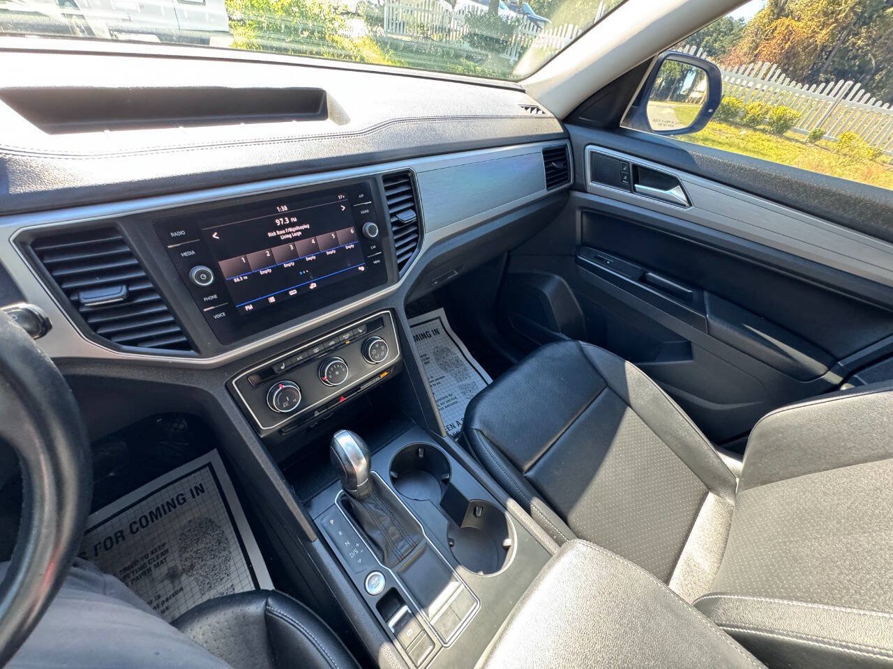 Used 2018 Volkswagen Atlas SE FWD image 18