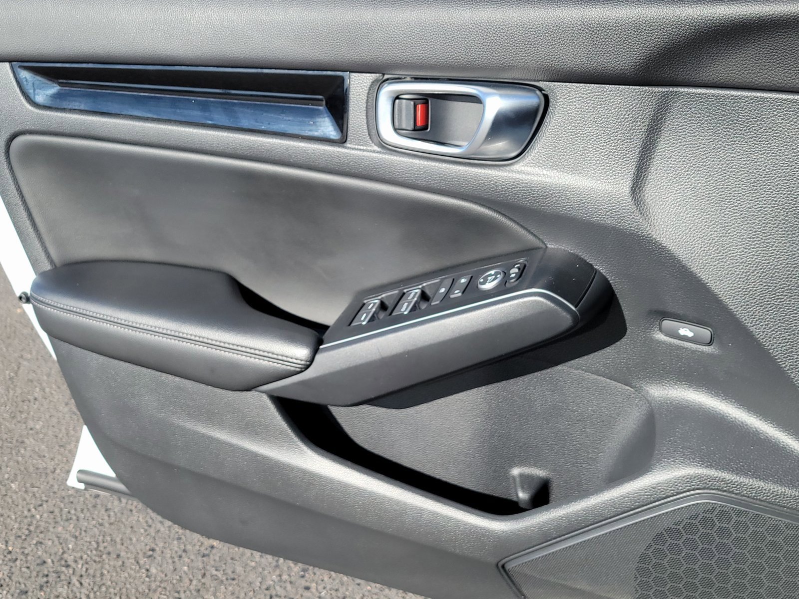 Used 2022 Honda Civic Touring image 7