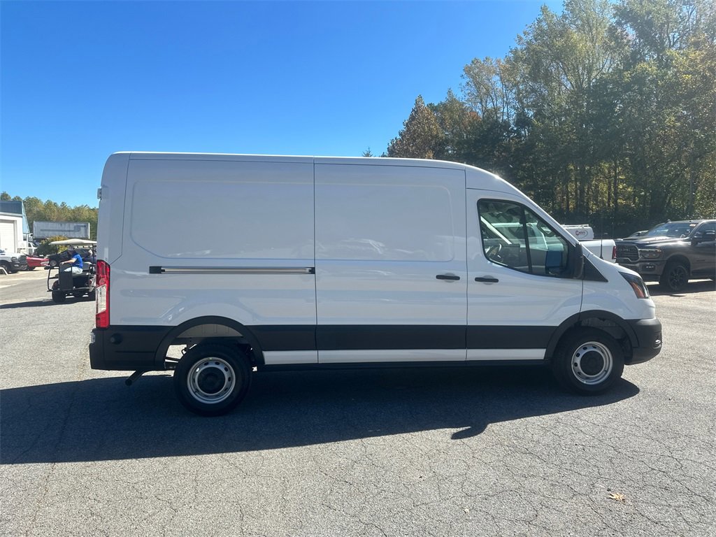 New 2026 Ford Transit 250 148 Medium Roof image 4