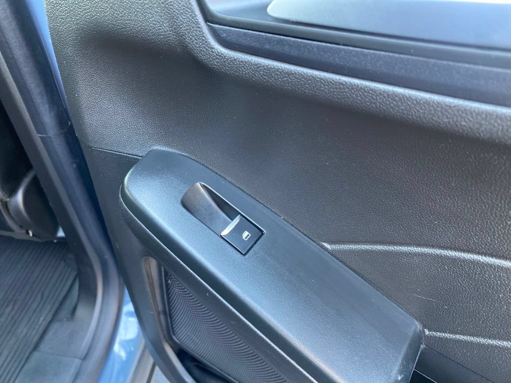 Used 2023 Ford Escape Platinum AWD/4WD image 42
