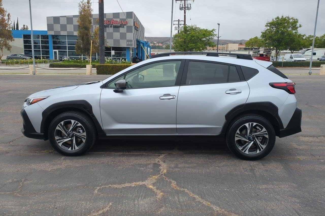 Used 2024 Subaru Crosstrek 2.0i Premium AWD/4WD image 9