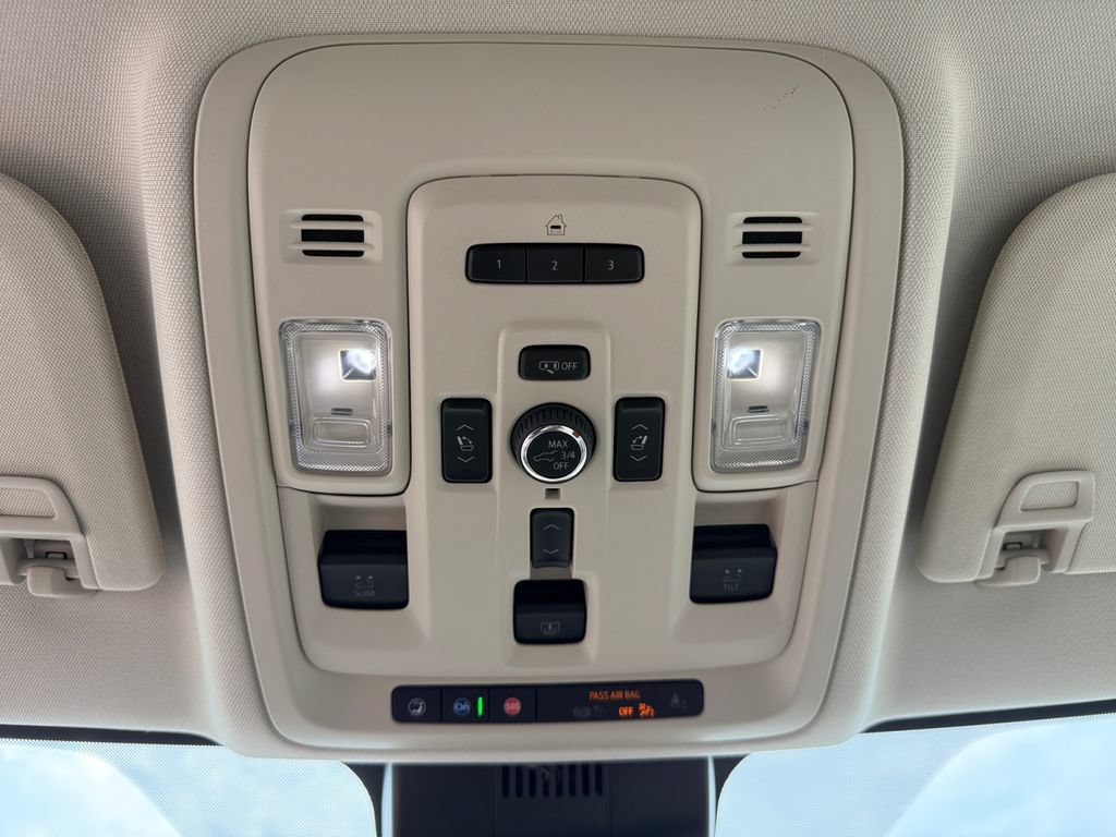 Used 2023 GMC Yukon Denali AWD/4WD image 52