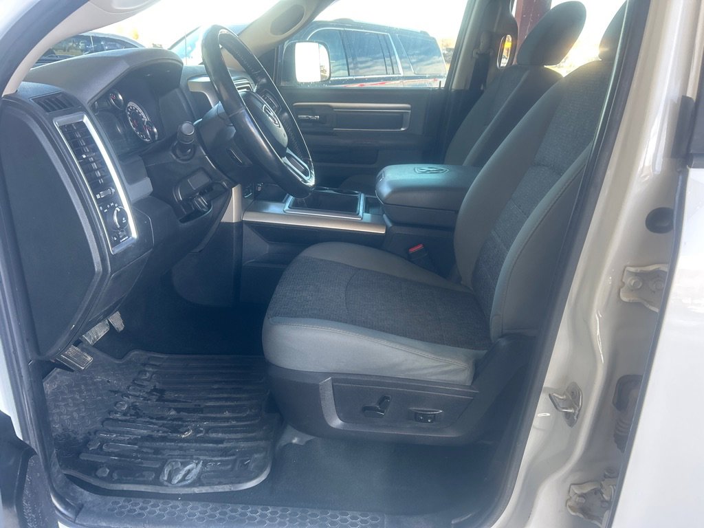 Used 2015 RAM 1500 Classic SLT image 8