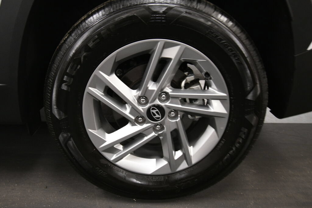 Used 2025 Hyundai Tucson SE AWD/4WD image 31