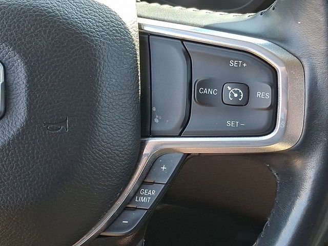 Used 2022 RAM 1500 Laramie AWD/4WD image 23