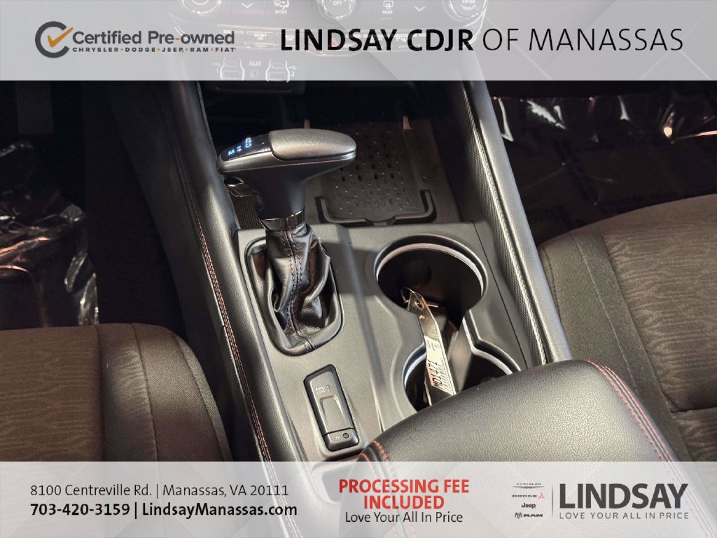 Certified 2025 Dodge Durango R/T w/ Blacktop Package AWD/4WD image 27