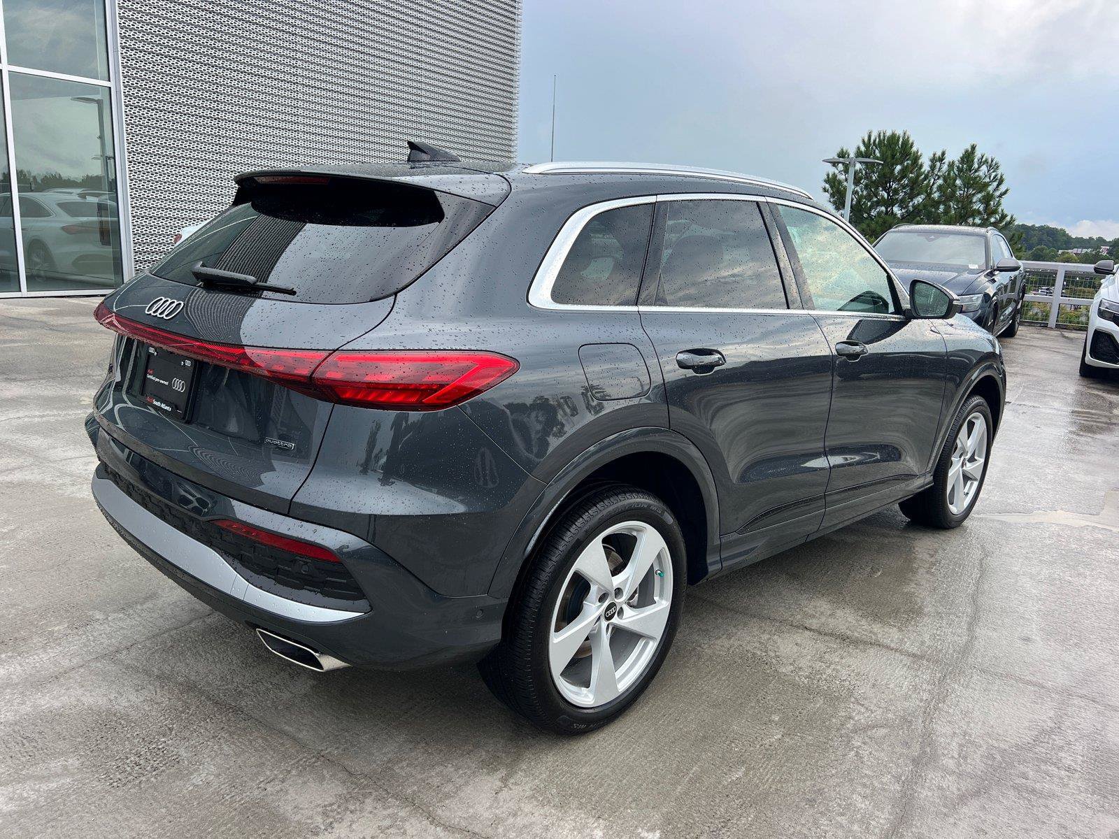 Used 2025 Audi Q5 Premium Plus AWD/4WD image 5