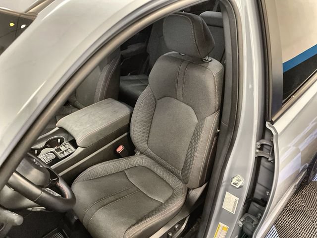 Certified 2025 Honda Pilot Sport image 11