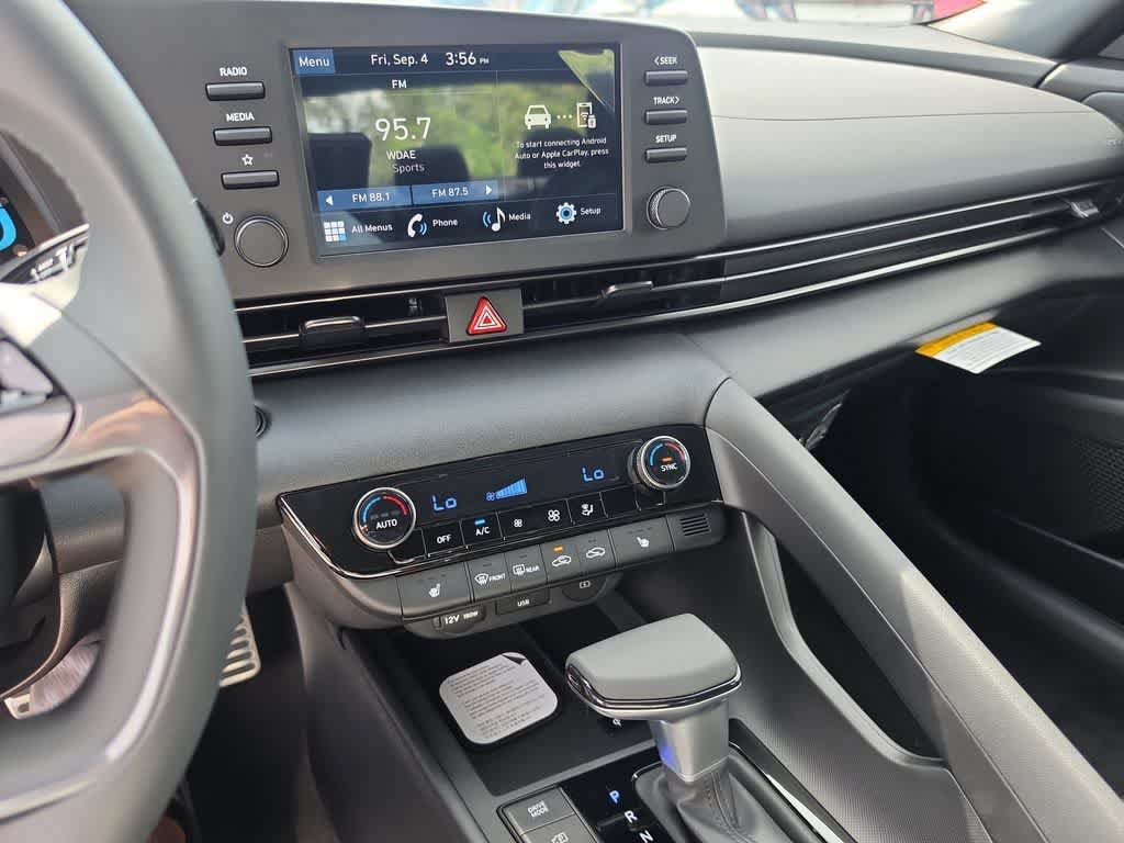 New 2026 Hyundai Elantra SEL Sport FWD image 28