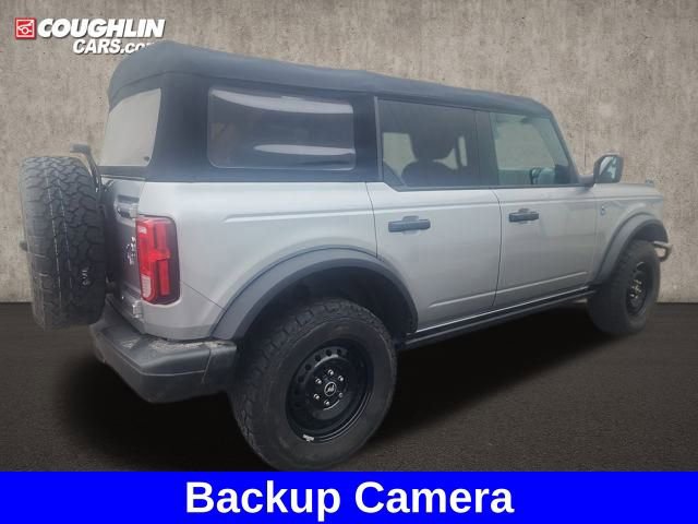 Used 2022 Ford Bronco Black Diamond image 5