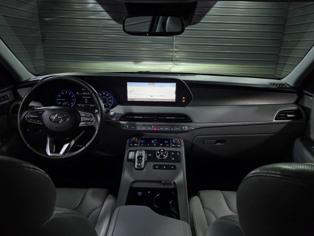 Used 2021 Hyundai Palisade SEL w/ Premium Package image 11