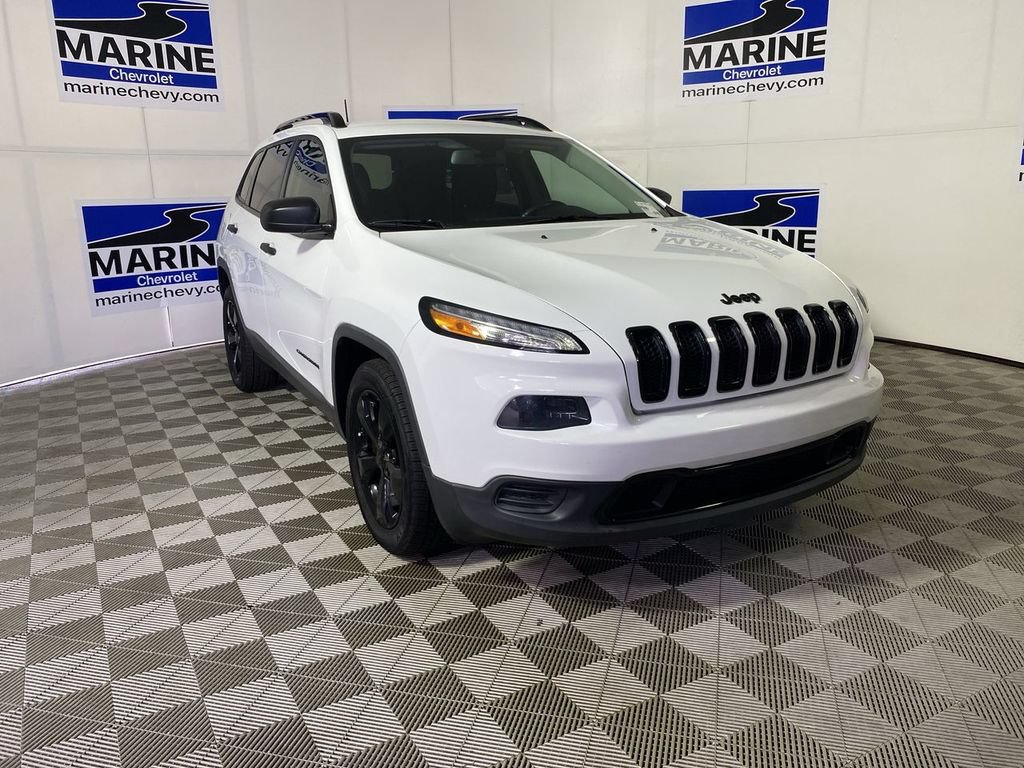Used 2017 Jeep Cherokee Sport FWD image 1
