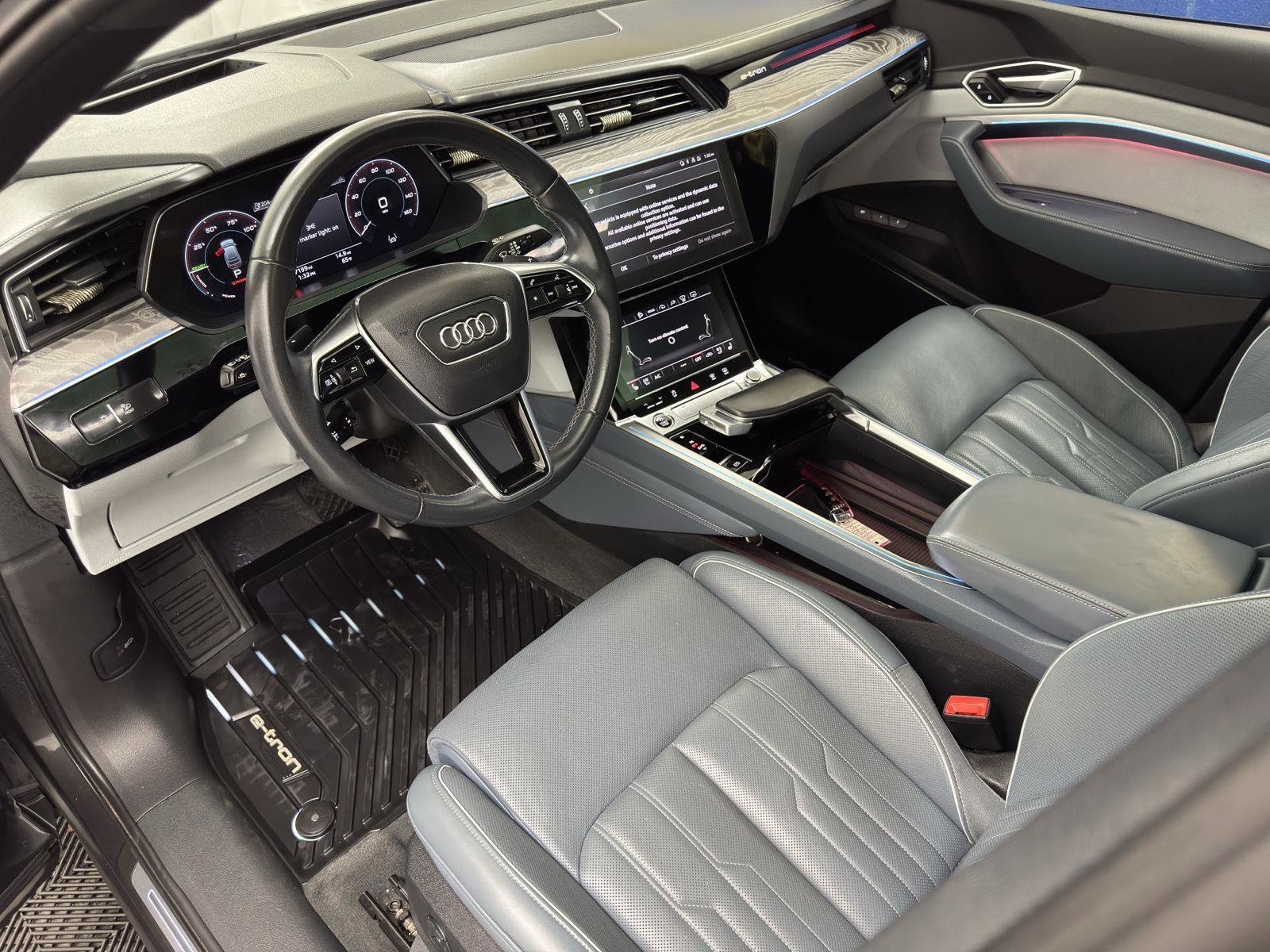 Used 2022 Audi e-tron Prestige w/ Prestige Package AWD/4WD image 18