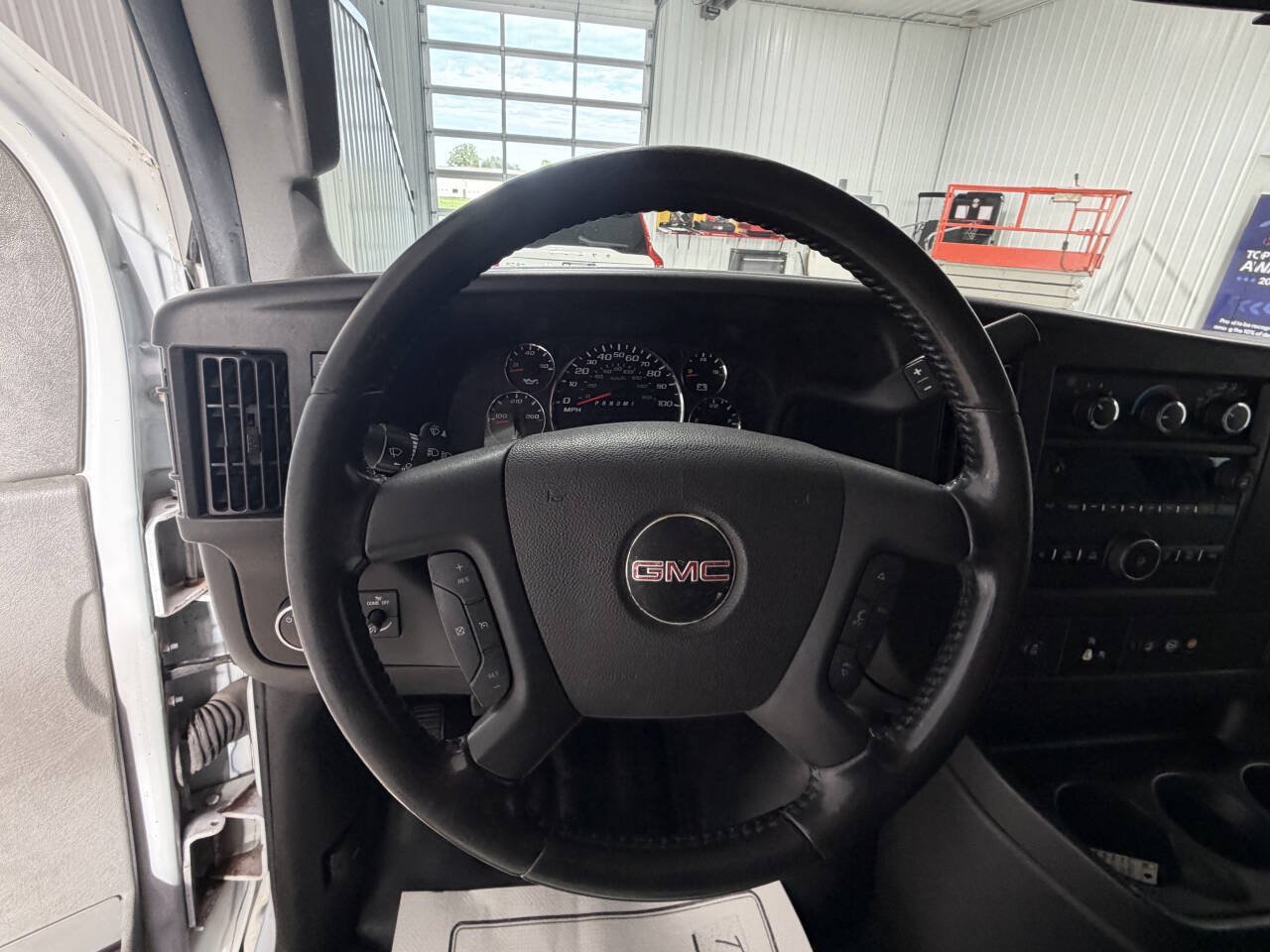 Used 2020 GMC Savana 2500 Extended w/ Driver Convenience Package RWD image 4