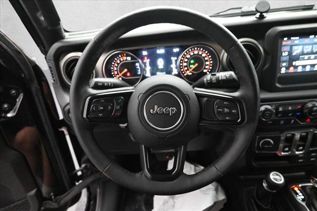 Used 2019 Jeep Wrangler Sport AWD/4WD image 14