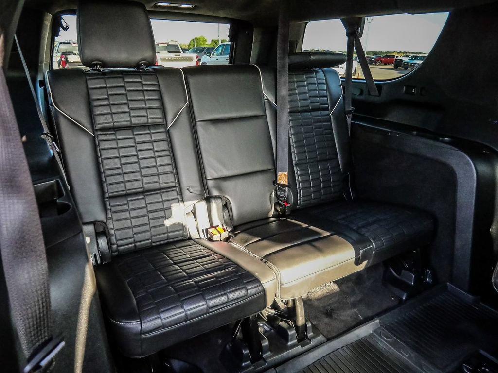Used 2023 Cadillac Escalade ESV V w/ LPO, ONYX Package AWD/4WD image 29