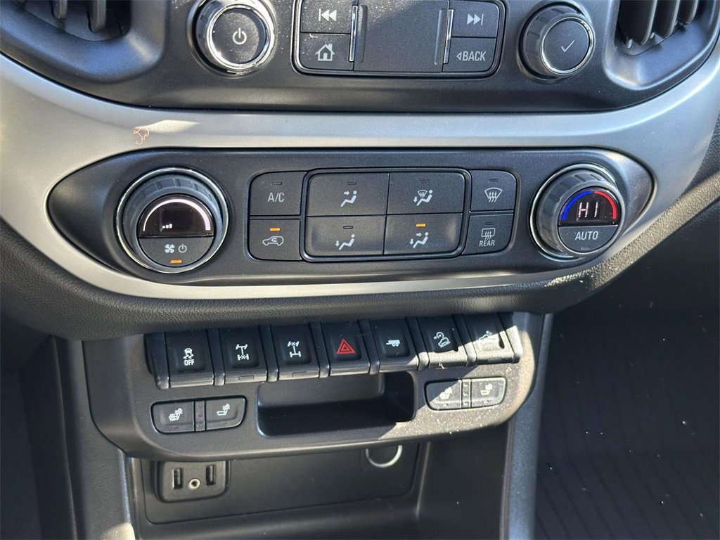 Used 2022 Chevrolet Colorado ZR2 w/ Colorado ZR2 Bison Edition image 5