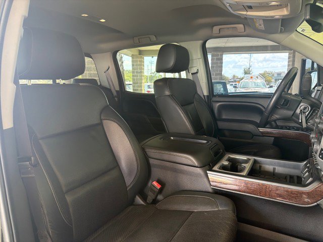 Used 2015 GMC Sierra 1500 SLT w/ SLT Crew Cab Value Package AWD/4WD image 28