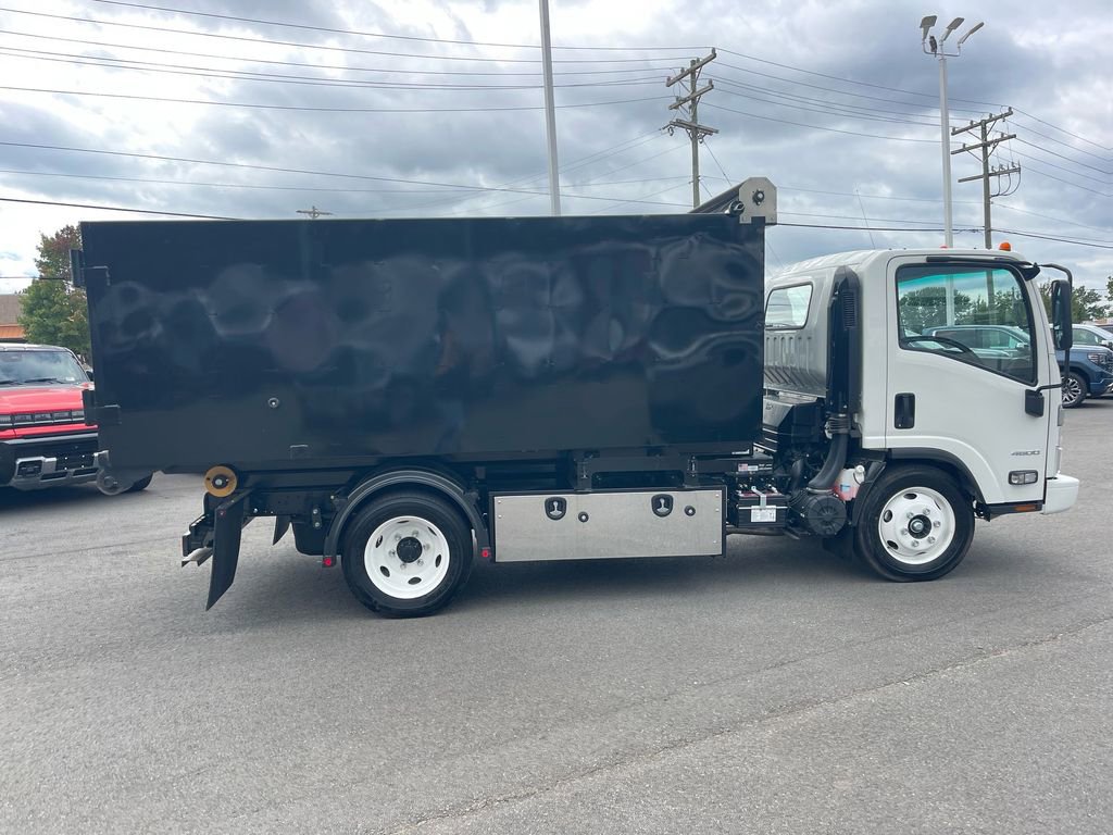 Used 2024 Chevrolet Low Cab Forward RWD image 13