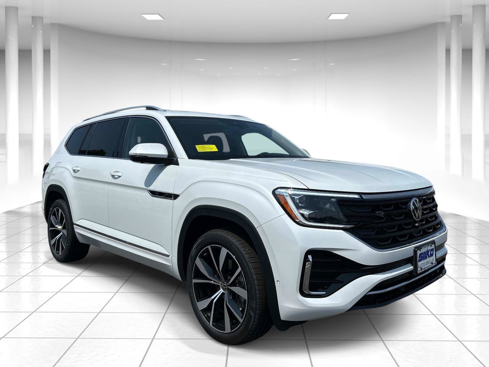 New 2026 Volkswagen Atlas SEL Premium R-Line AWD/4WD image 1