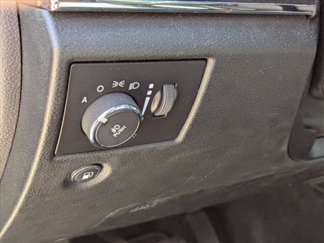 Used 2014 Jeep Grand Cherokee Limited RWD image 11