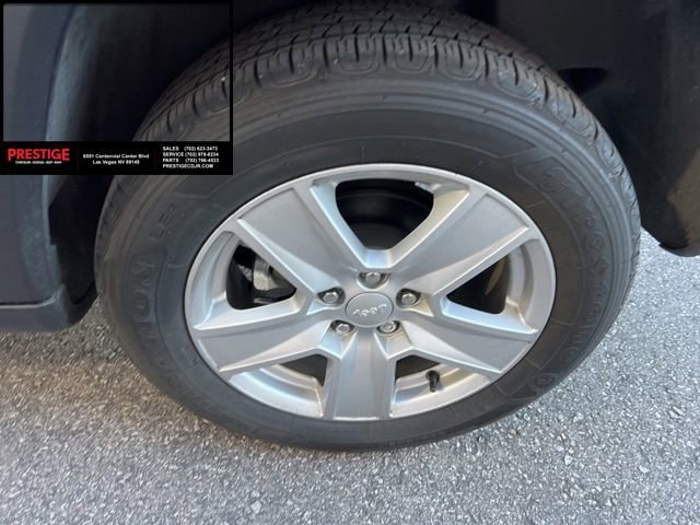 Used 2022 Jeep Compass Latitude image 11