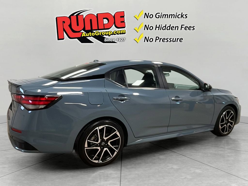 Used 2024 Nissan Sentra SR FWD image 4