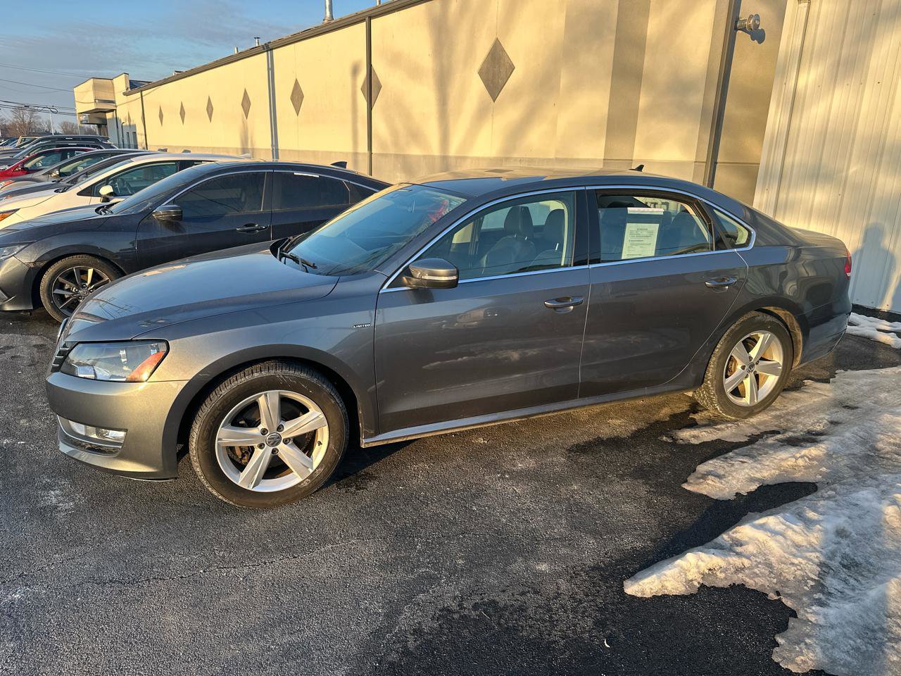 Used 2015 Volkswagen Passat 1.8T Limited Edition image 23