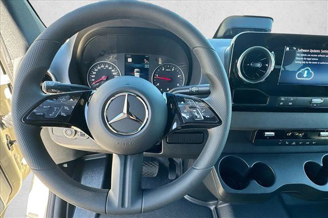 New 2026 Mercedes-Benz Sprinter 2500 image 11