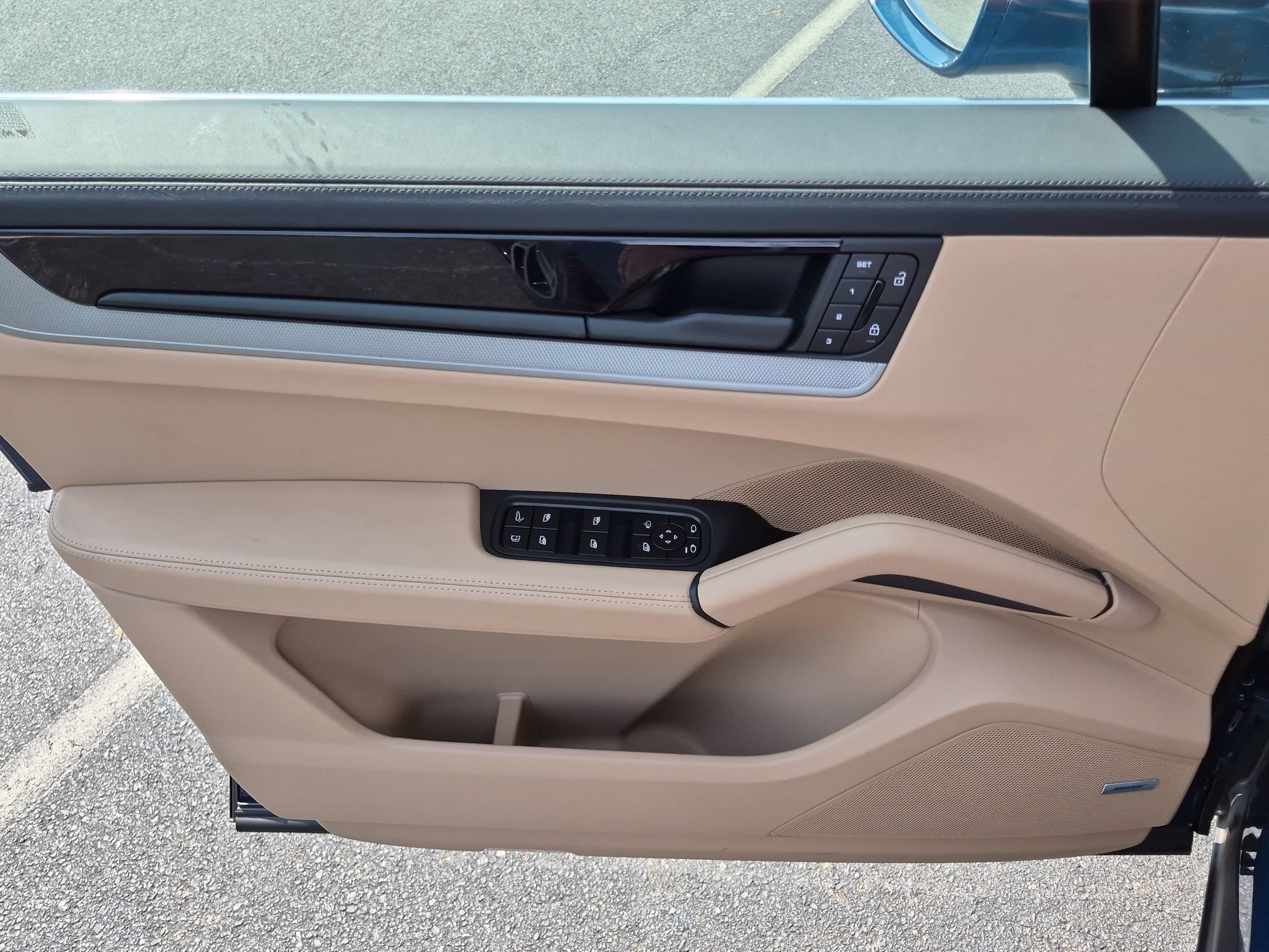 New 2026 Porsche Cayenne E-Hybrid AWD/4WD image 20