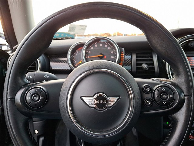 Used 2015 MINI Cooper S image 25