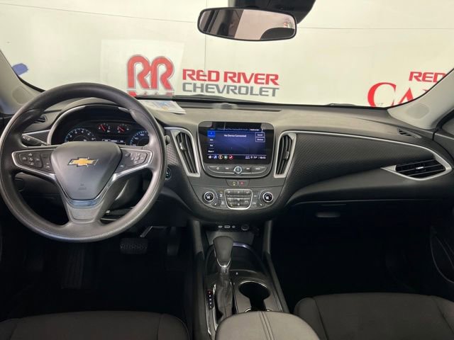 Used 2023 Chevrolet Malibu LT image 14