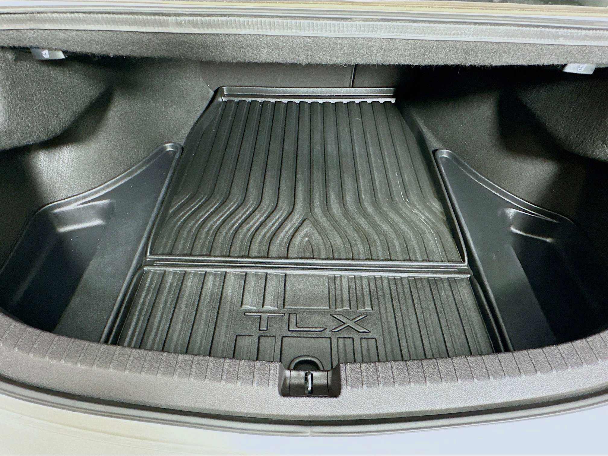 Used 2020 Acura TLX image 27