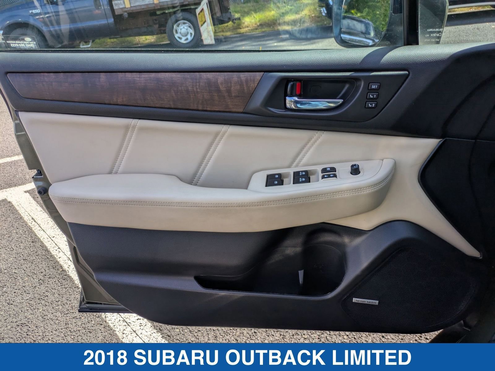 Used 2018 Subaru Outback 2.5i Limited image 12