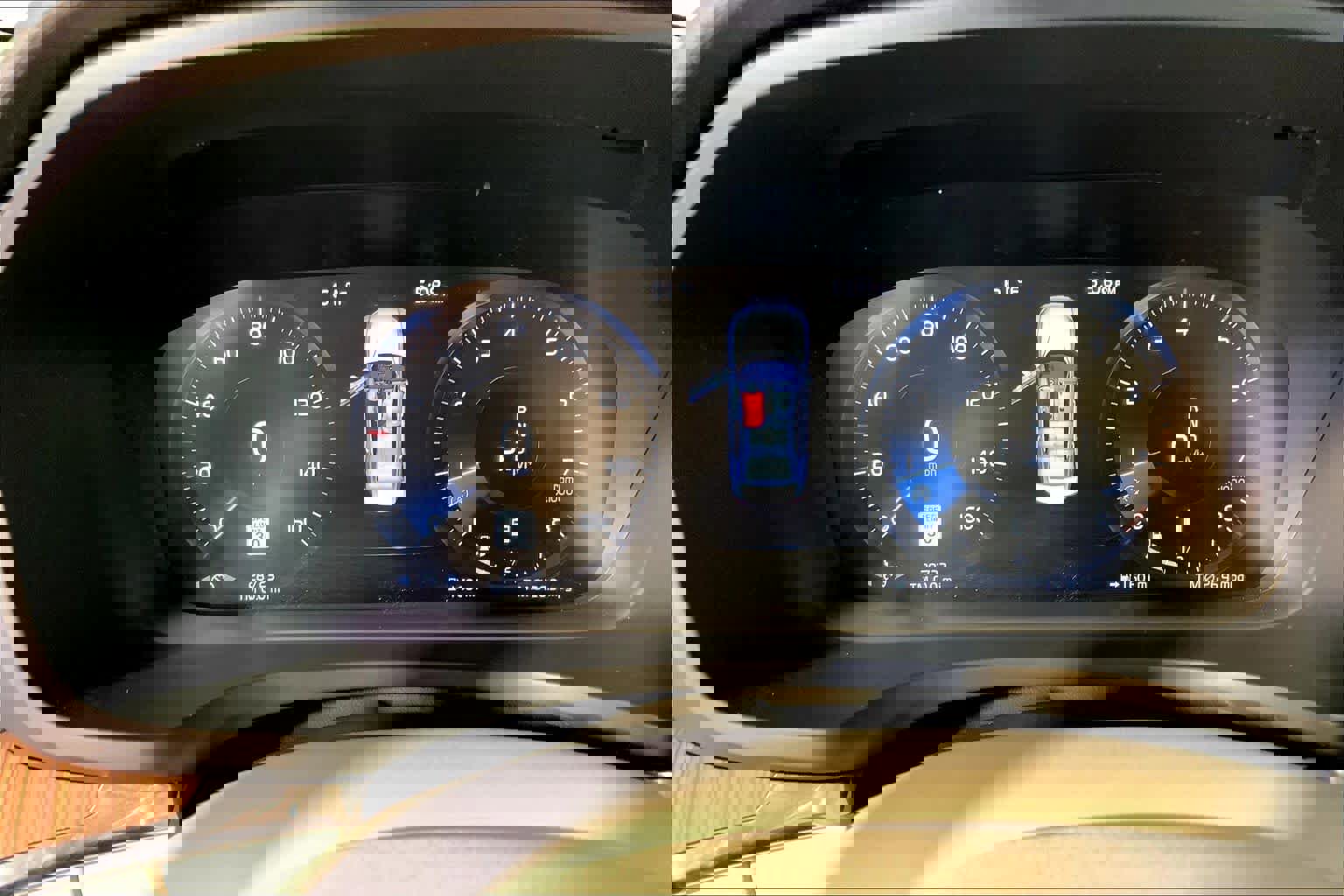 Used 2022 Volvo S60 B5 Momentum w/ Premium Package image 25