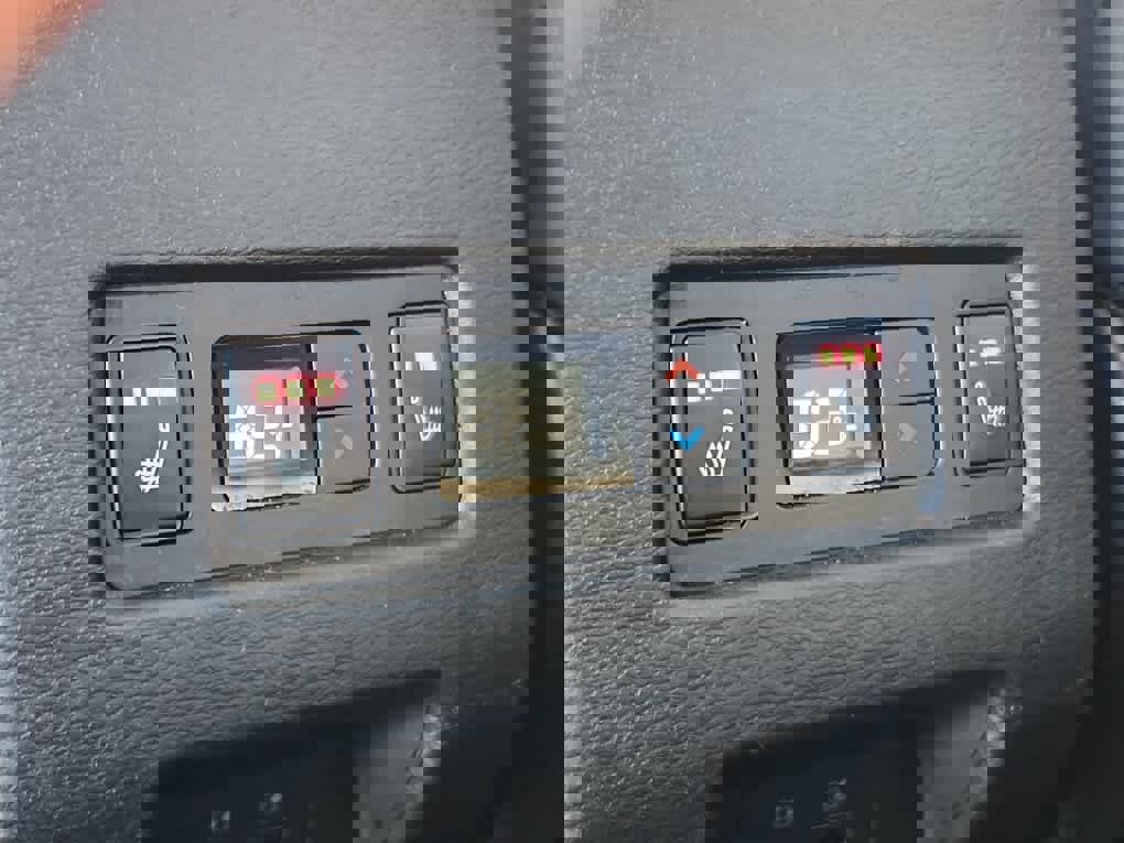 Used 2024 Mitsubishi Outlander SEL image 10