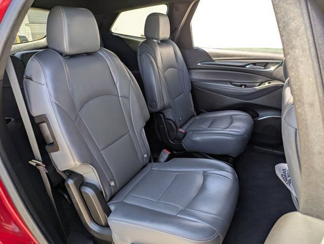 Used 2024 Buick Enclave Premium AWD/4WD image 27