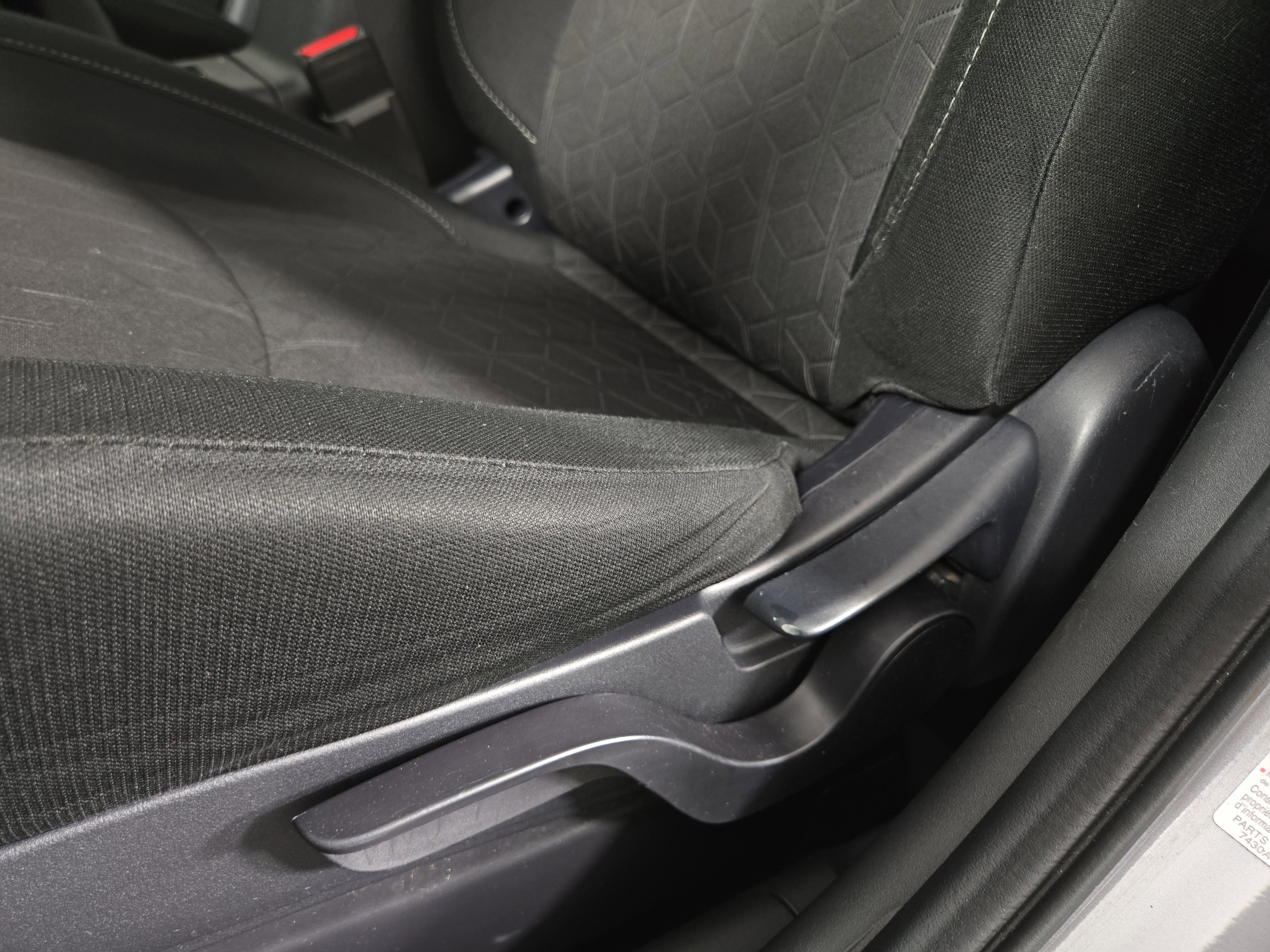 Used 2022 Mitsubishi Outlander Sport ES image 32