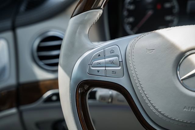 Used 2015 Mercedes-Benz S 550 4MATIC Sedan image 28