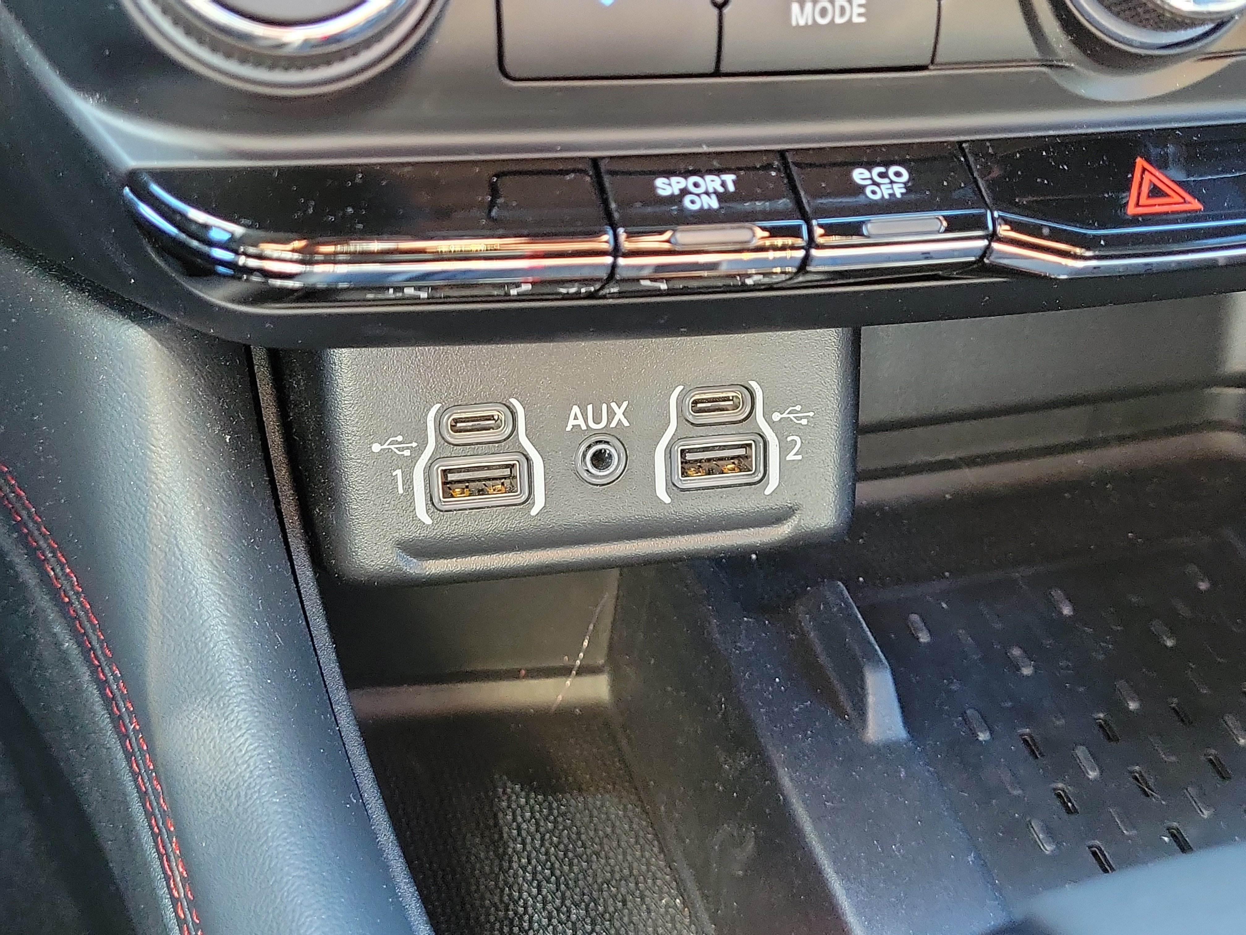 Used 2025 Dodge Durango R/T AWD/4WD image 22