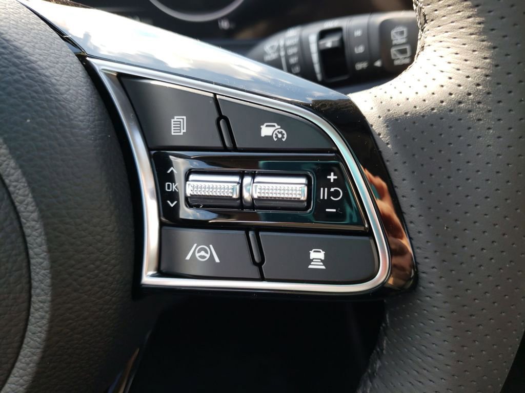 New 2026 Kia Seltos SX AWD/4WD image 13