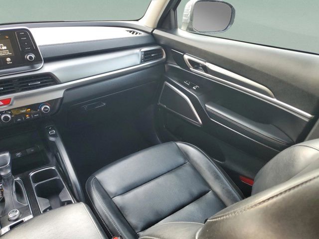 Used 2020 Kia Telluride S FWD image 14