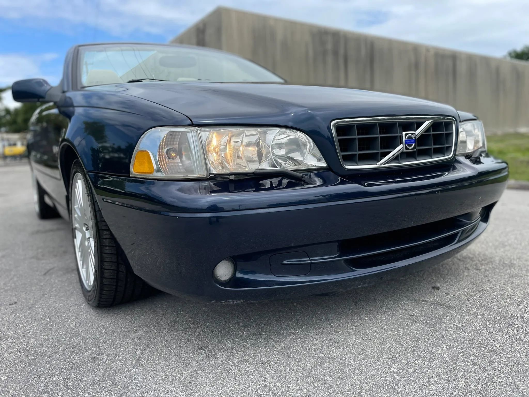 Used 2003 Volvo C70 LT image 20