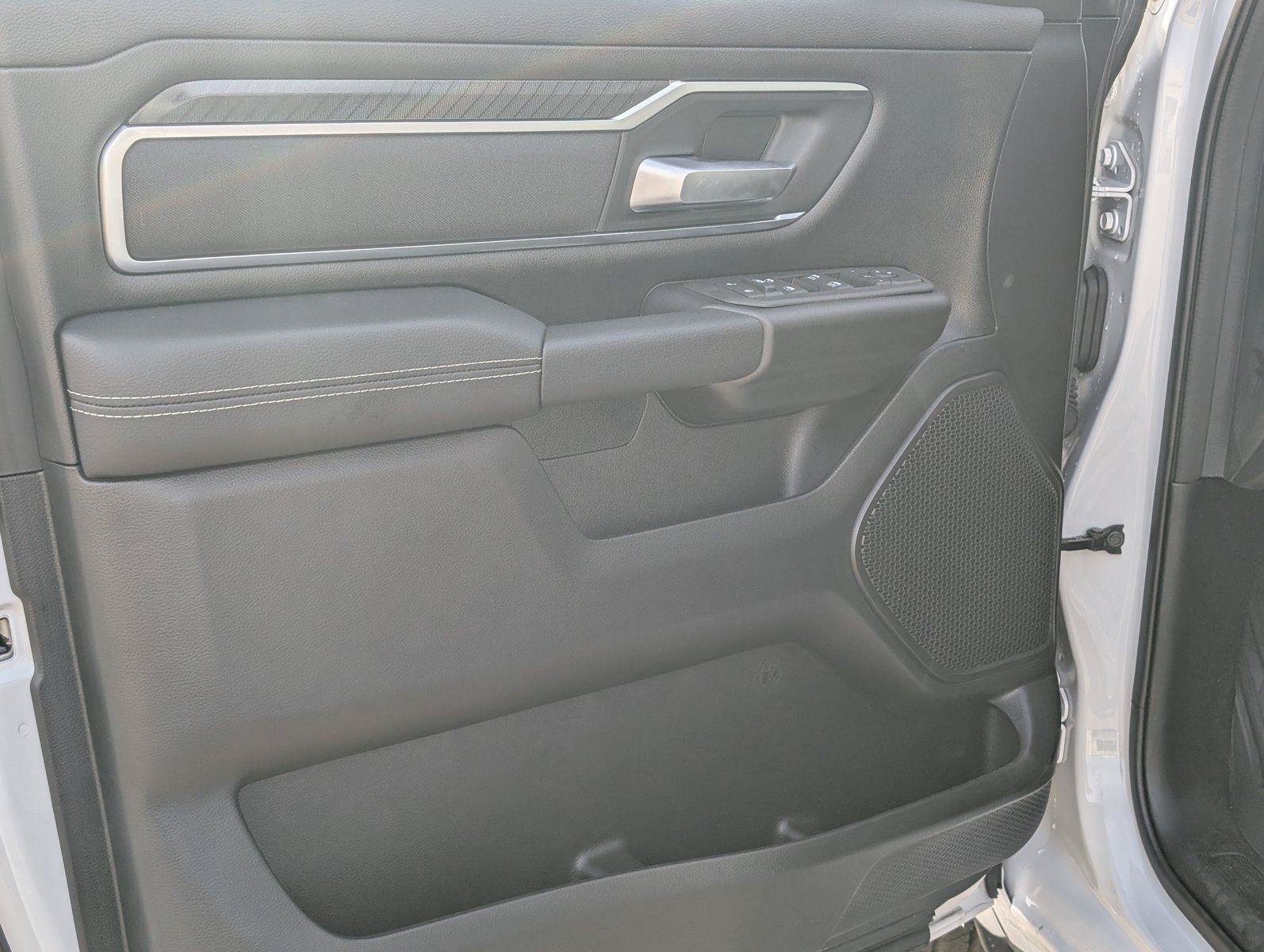 New 2026 RAM 1500 Big Horn AWD/4WD image 16