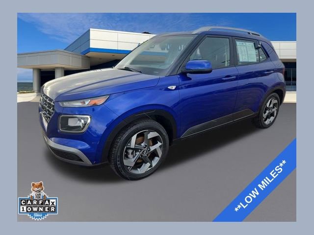 Used 2023 Hyundai Venue SEL image 1
