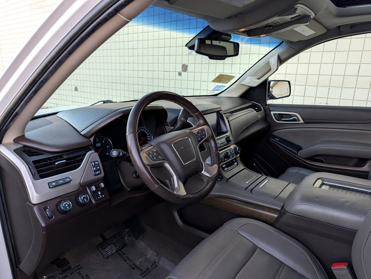 Used 2018 GMC Yukon XL Denali w/ Denali Ultimate Package image 10