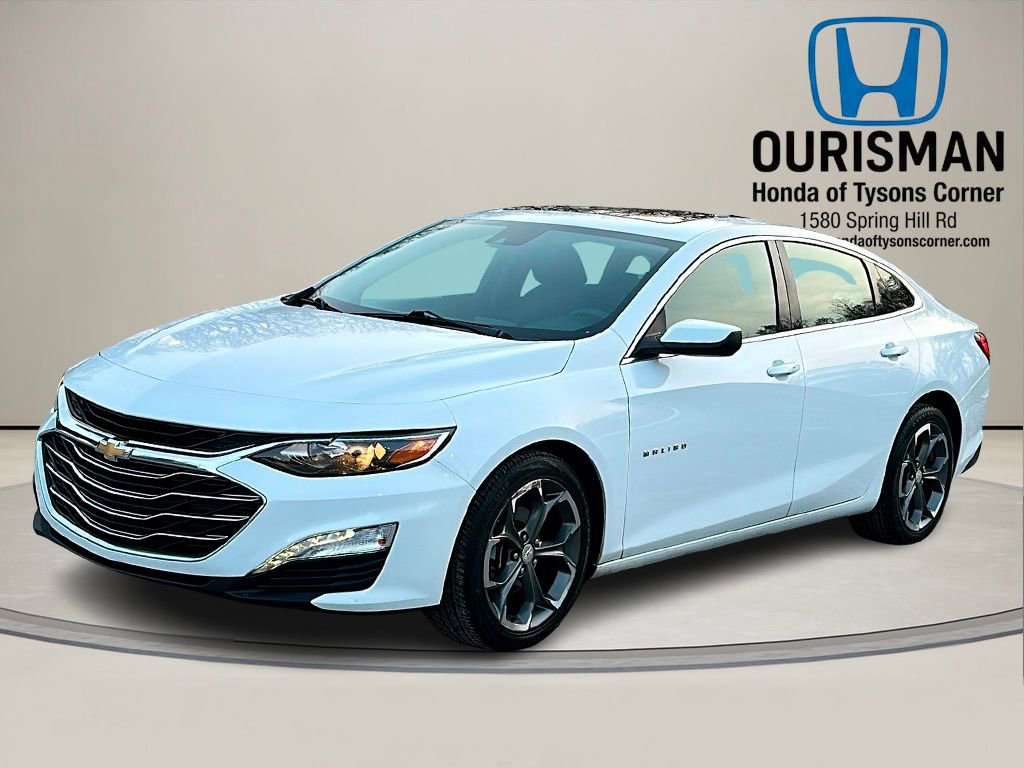 Used 2024 Chevrolet Malibu LT image 2